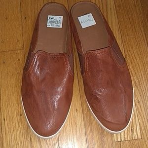 FRYE LEATHER MULES